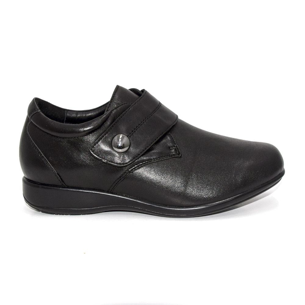 Klouds Women's Whisper XW Plain Black Stretch Natural Fit Footwear