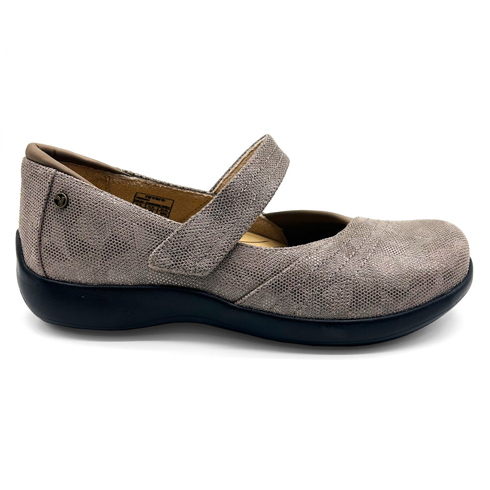 Revere Women's Timaru Wide Champagne Angle Natural Fit Footwear