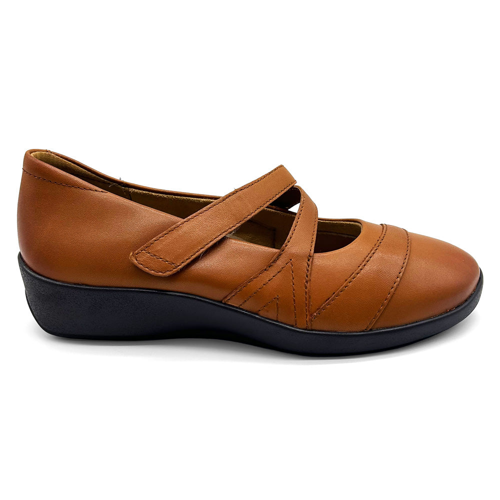 Scholl Orthaheel Women's Keisha Tan Natural Fit Footwear