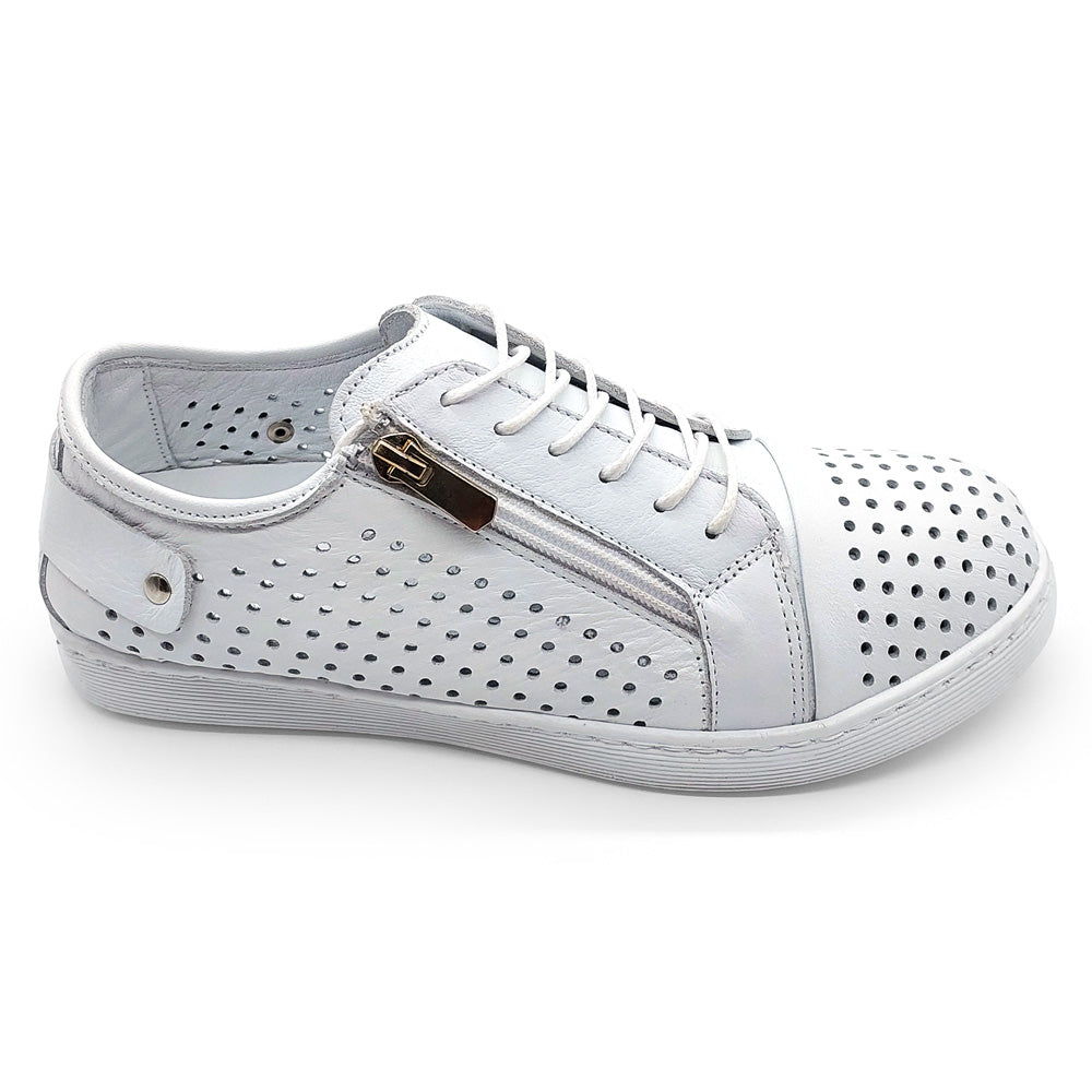 Cabello Women's EG17 White Natural Fit Footwear