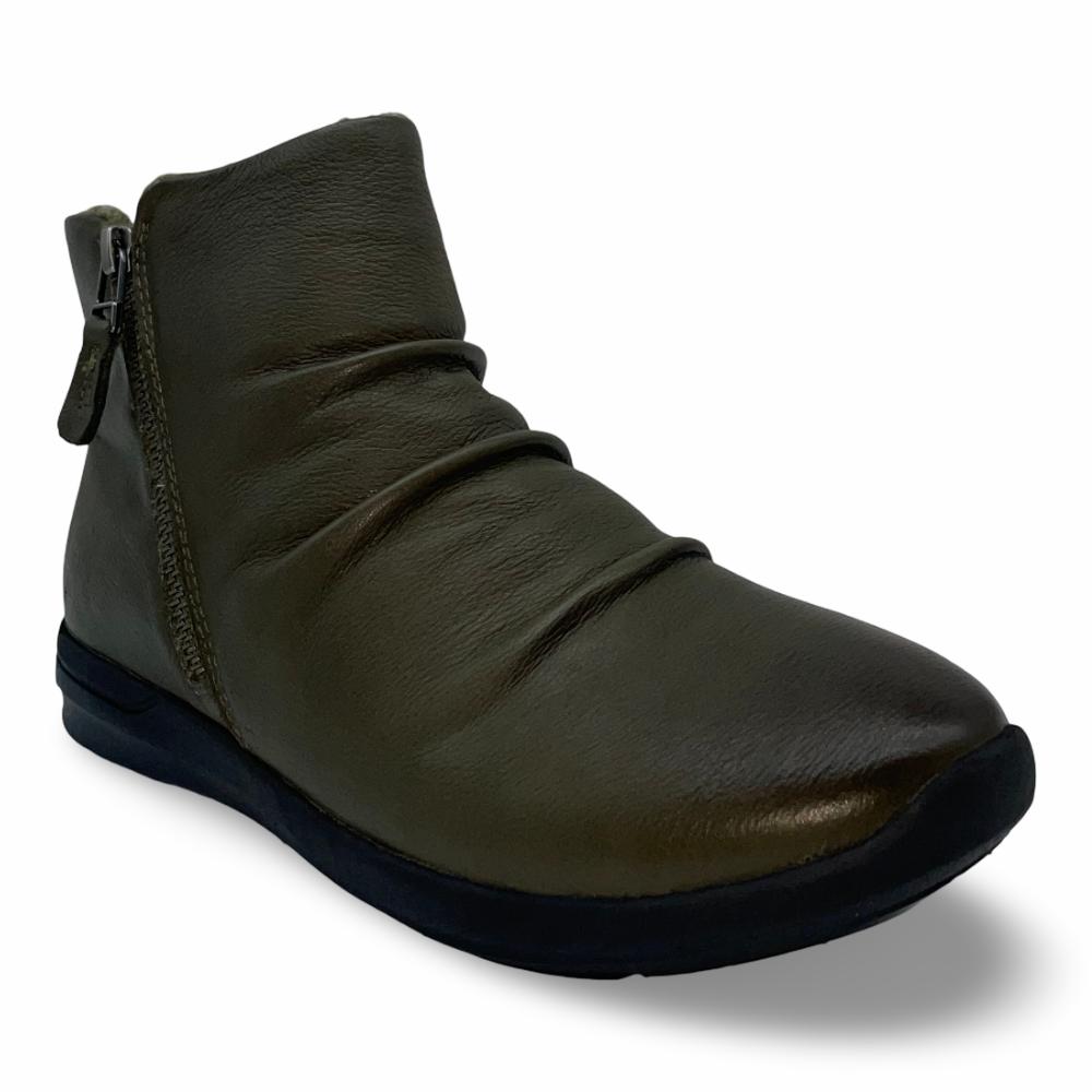 Scholl Orthaheel Women's Nina II Olive