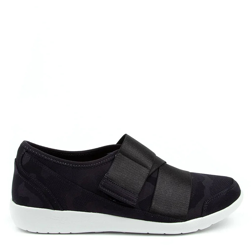 Ziera Women's Urban FF-ZR Navy/Camo Natural Fit Footwear