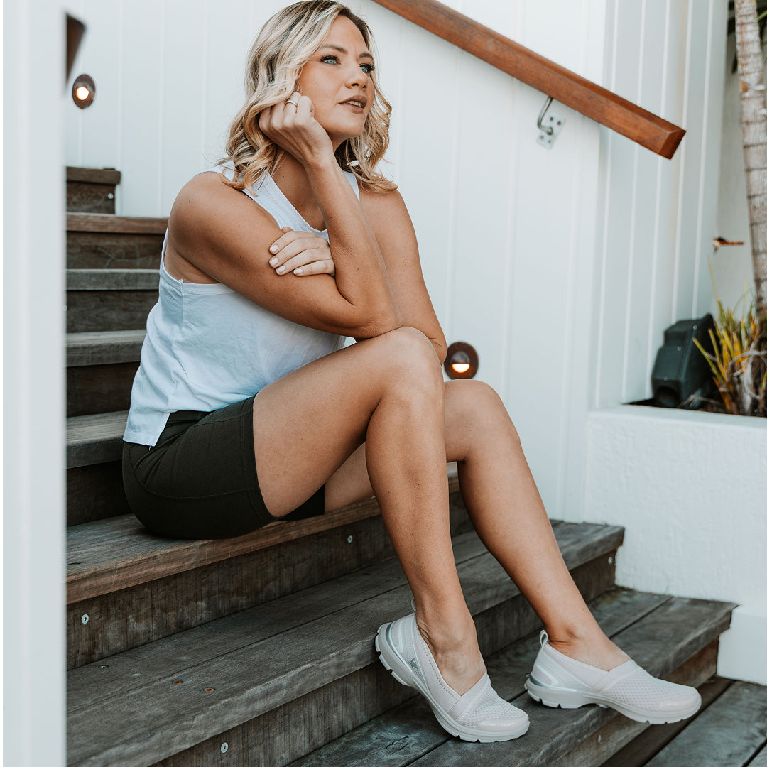 VitaSole Women's Freedom Champagne  Natural Fit Footwear