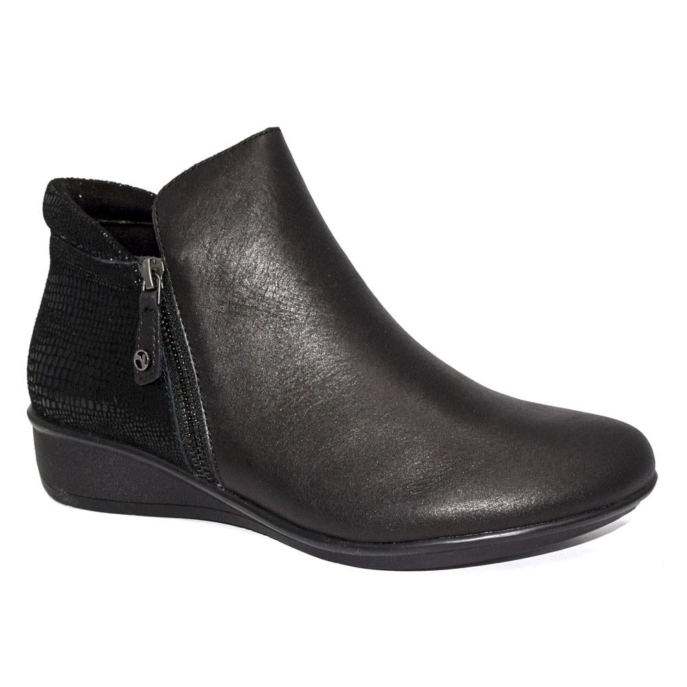 Revere Women's Damascus Black Onyx/Lizard  Natural Fit Footwear