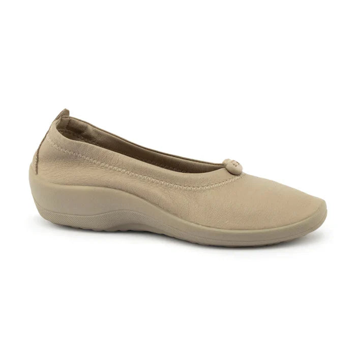 Arcopedico Cabrera (L1) Taupe  Natural Fit Footwear