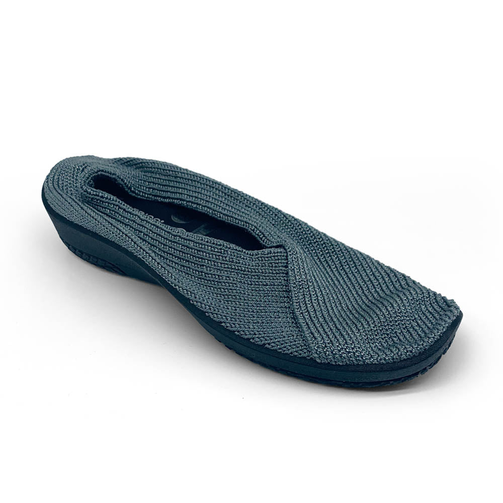 Arcopedico Women's Mailu Sport Titanium  Natural Fit Footwear