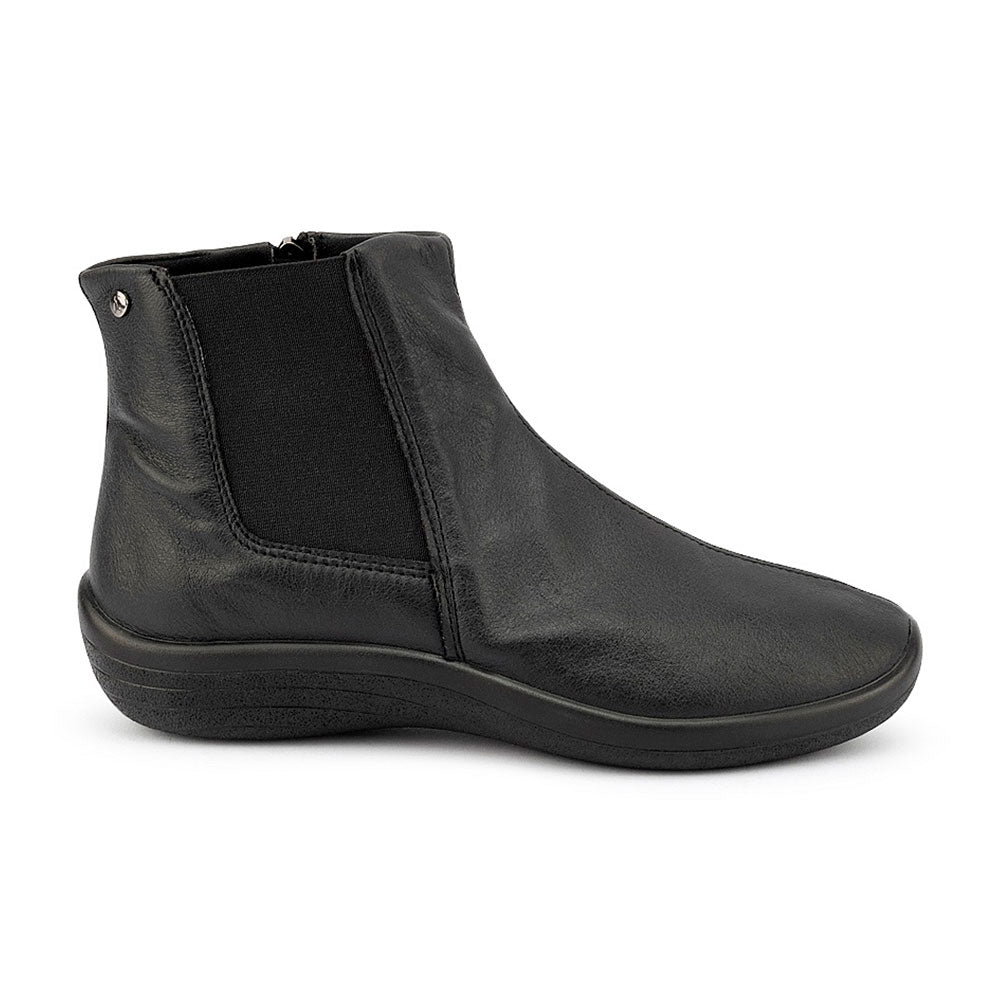 Arcopedico Women's Trakai Black  Natural Fit Footwear