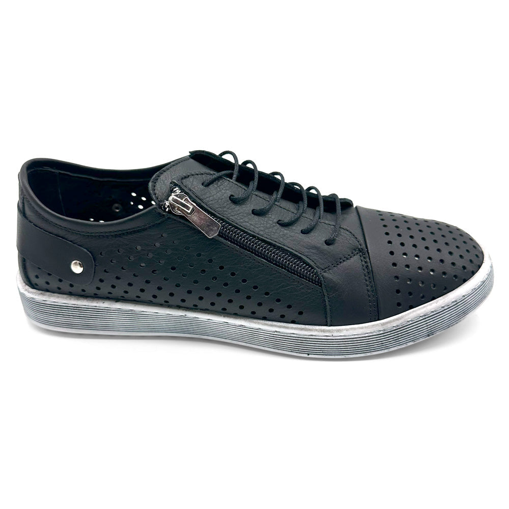 Cabello Women's EG17 Black  Natural Fit Footwear