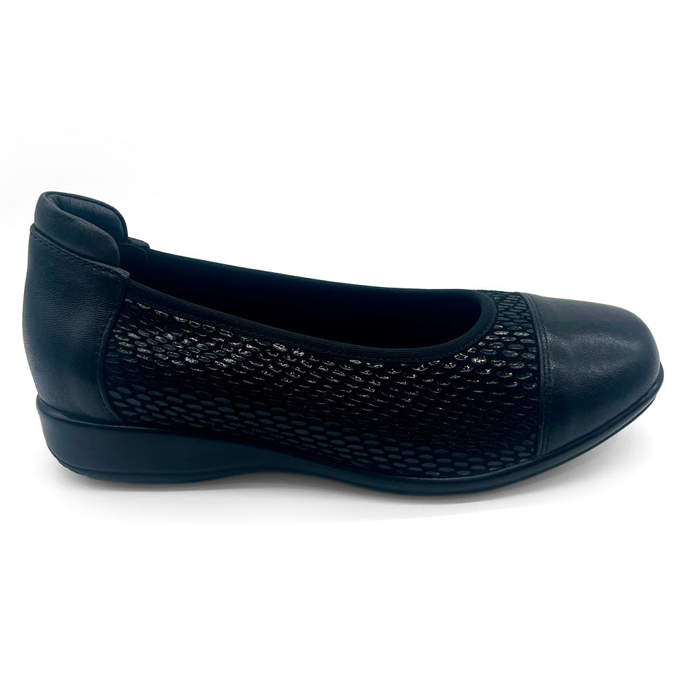 Klouds Women's Walnut Black Snake Stretch Combo  Natural Fit Footwear