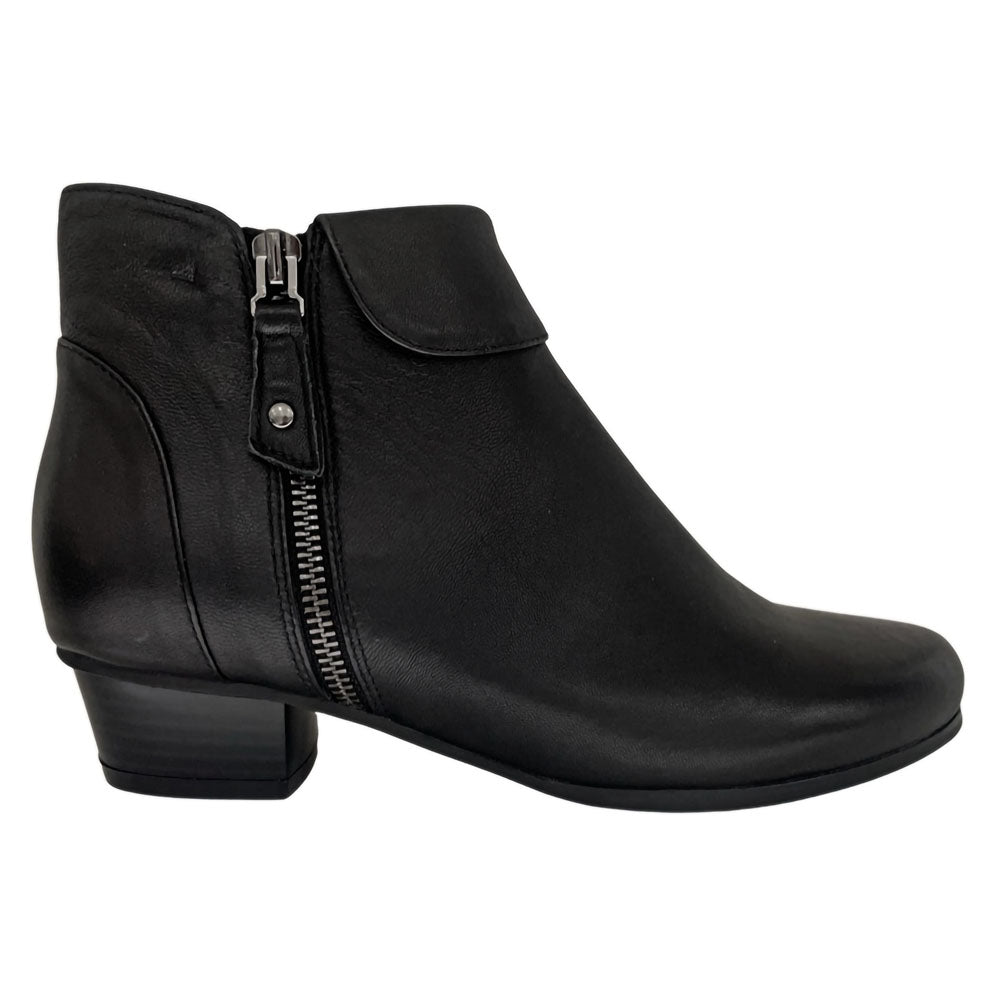 Klouds Women's Xanthippe Black  Natural Fit Footwear