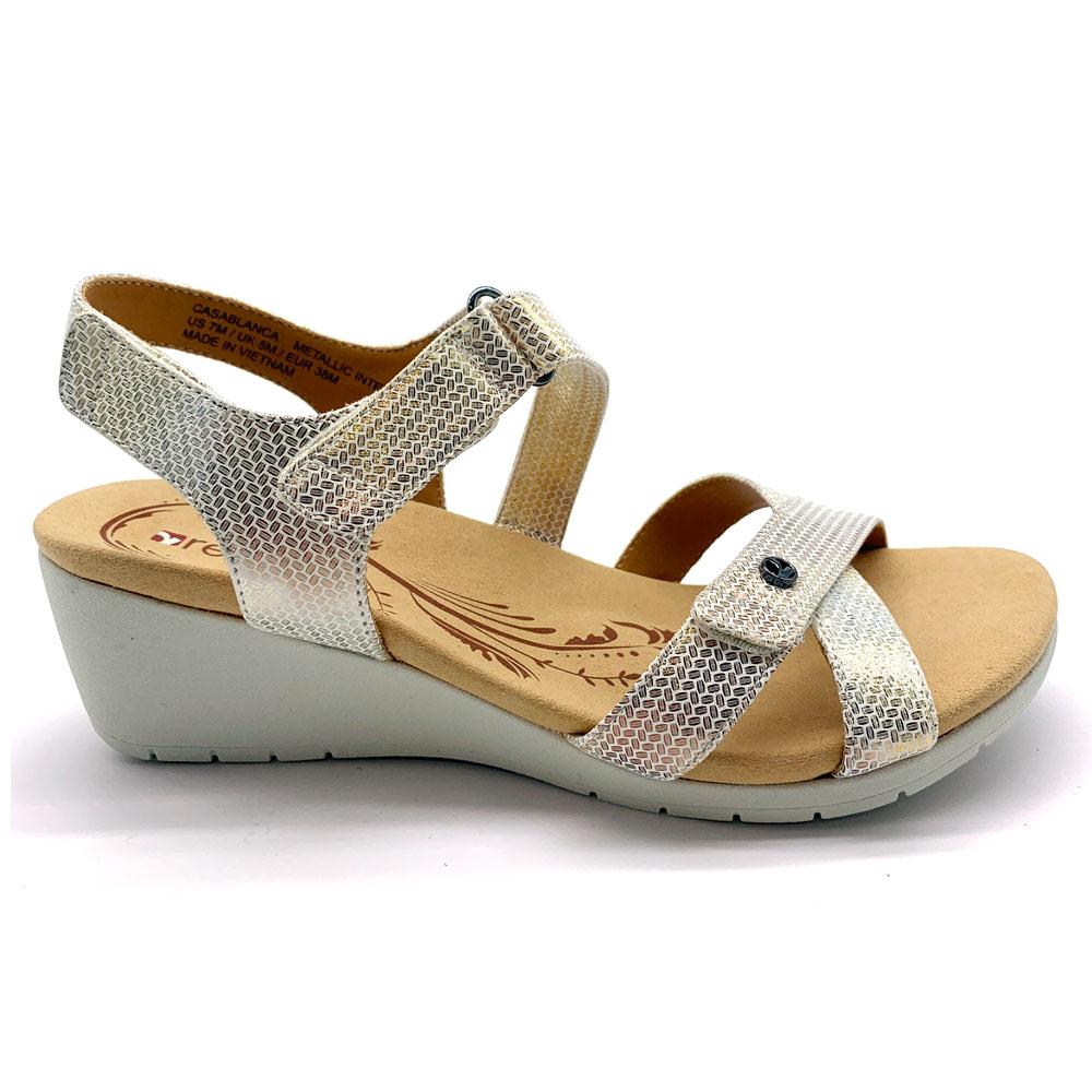 Revere Women's Casablanca Metallic Interest  Natural Fit Footwear